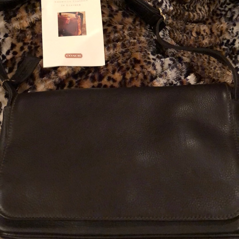 Coach brown leather shoulder bag